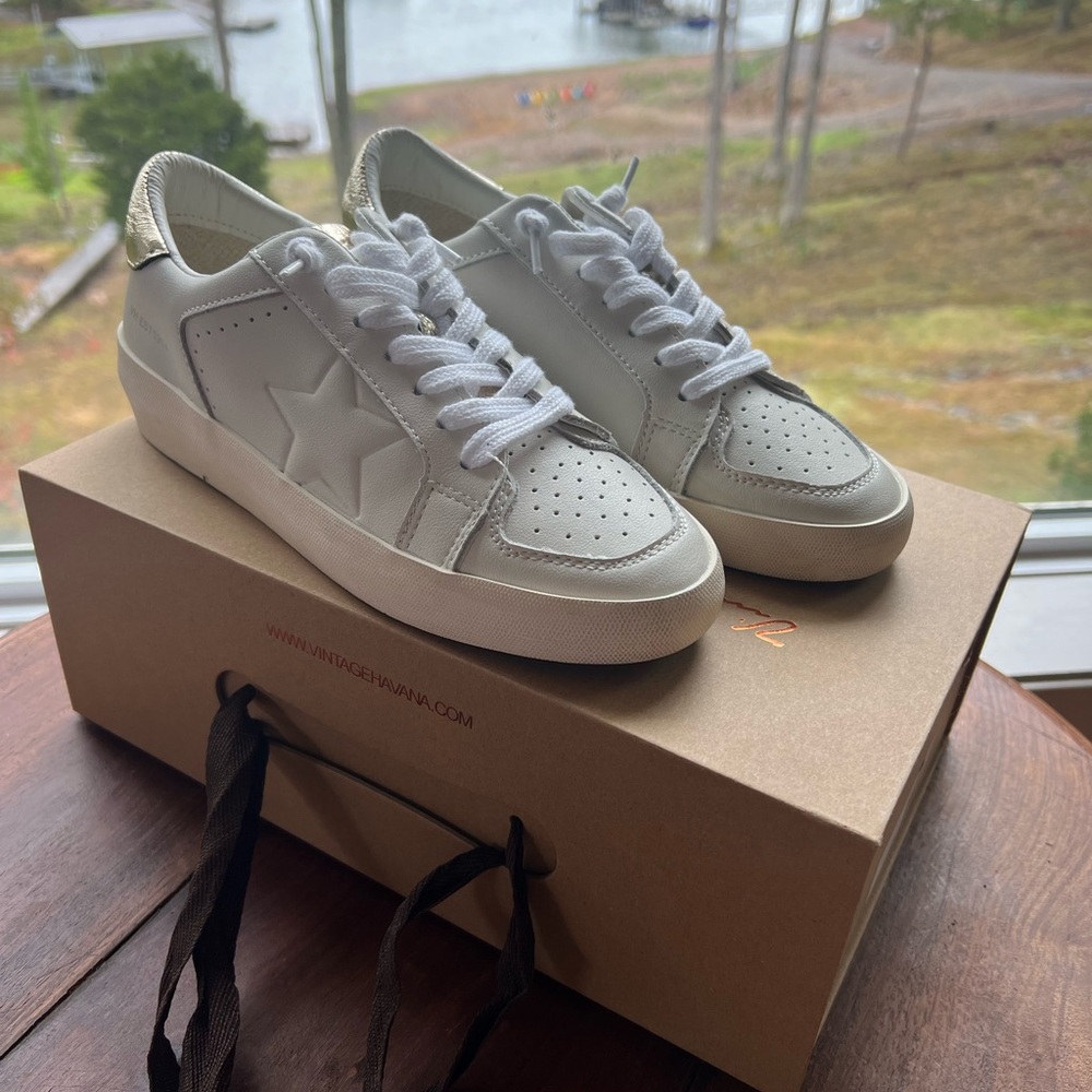 NIB vintage Havana reflex Sneaker 6.5